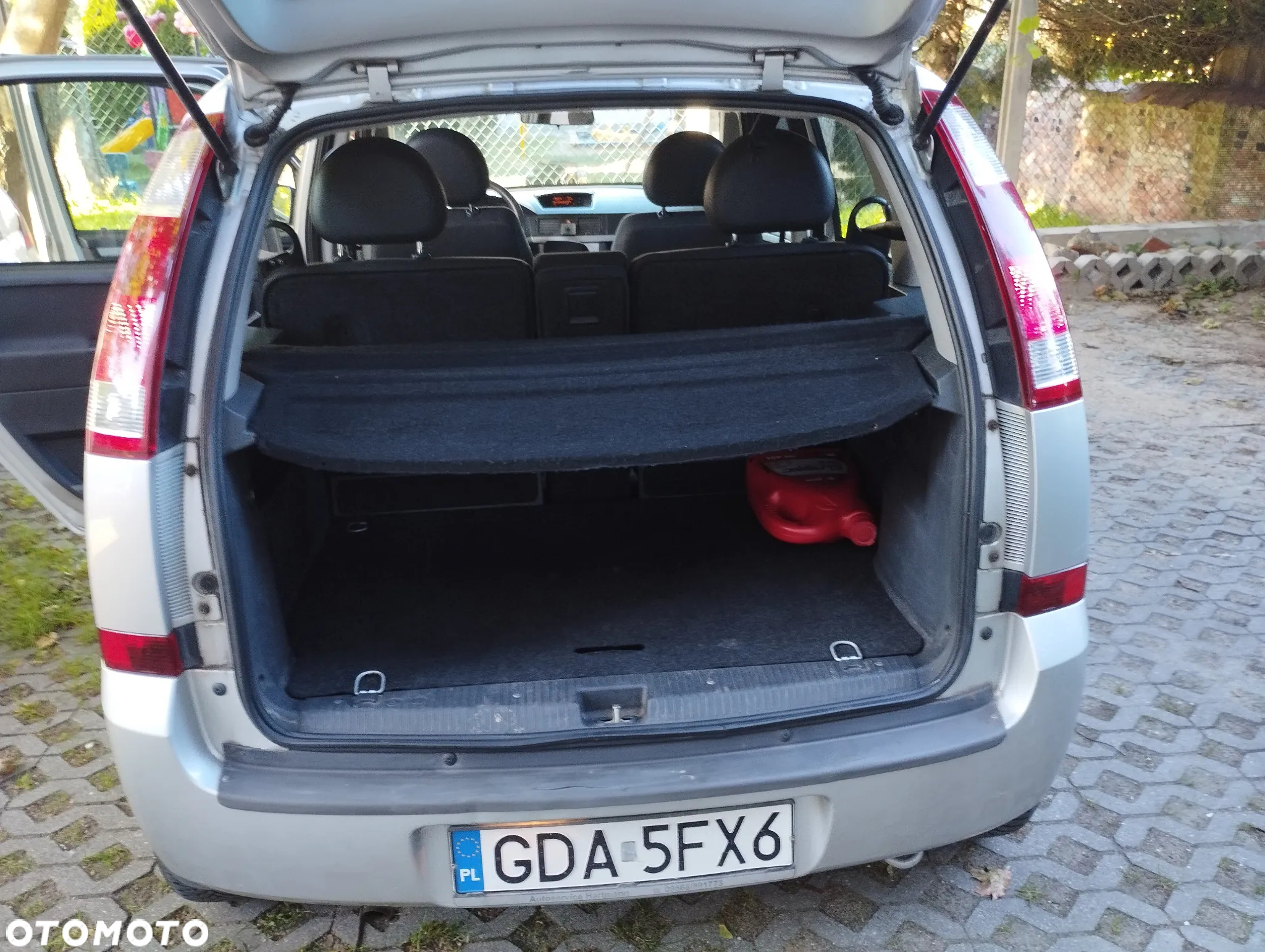 Opel Meriva 1.6 16V Essentia - 15