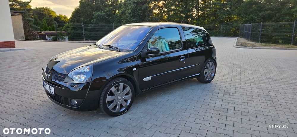 Renault Clio - 11