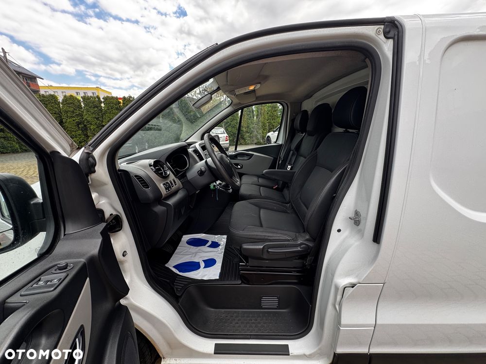 Renault Trafic - 10