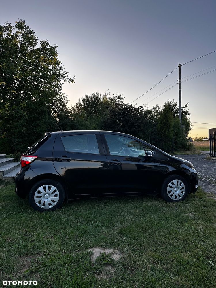 Toyota Yaris - 4