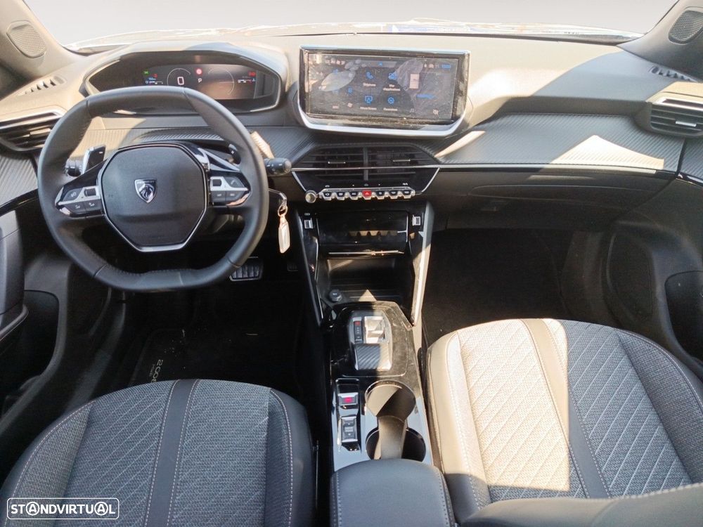 Peugeot 2008 - 10
