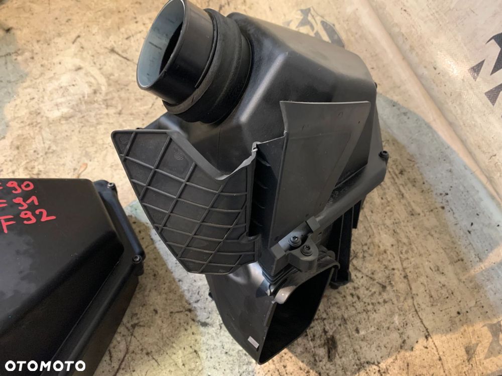 OBUDOWA FILTRA POWIETRZA BMW M5 F90 M8 F91 F92 F93 7852381 7852379 - 4