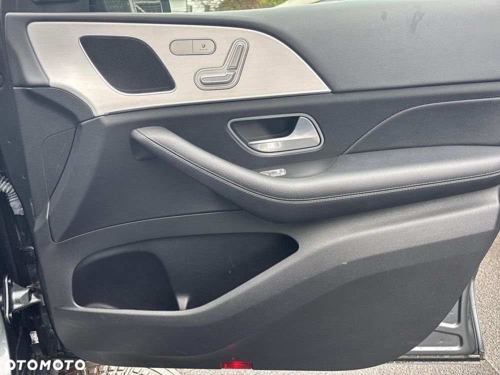 Mercedes-Benz GLE - 19