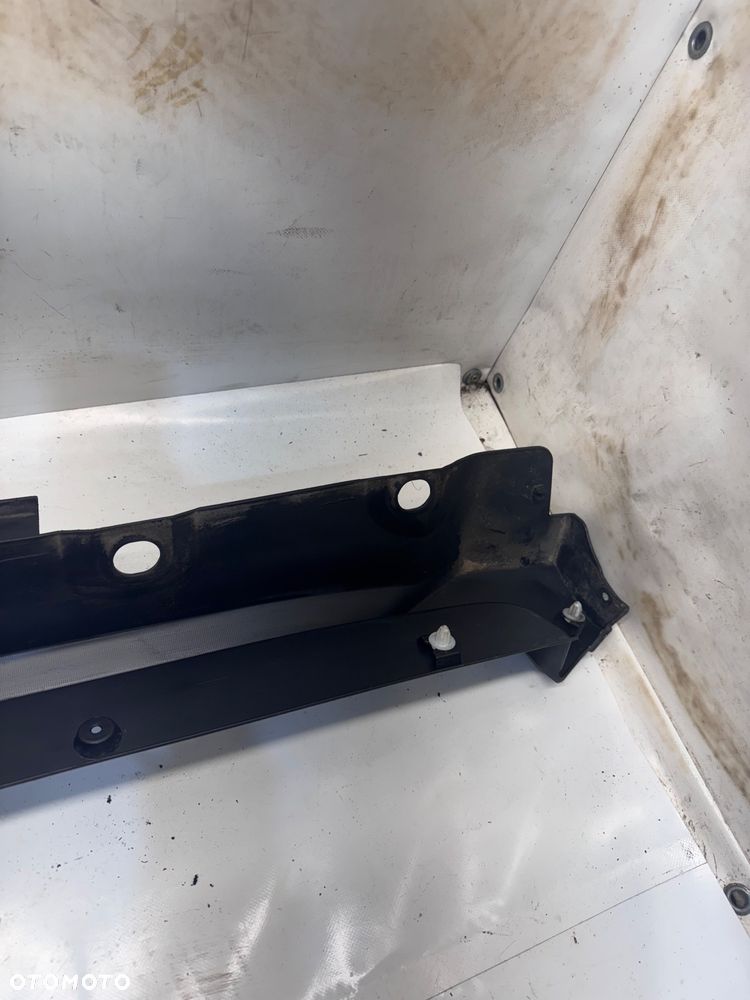 LEWA LISTWA PROGOWA TOYOTA C-HR - 6