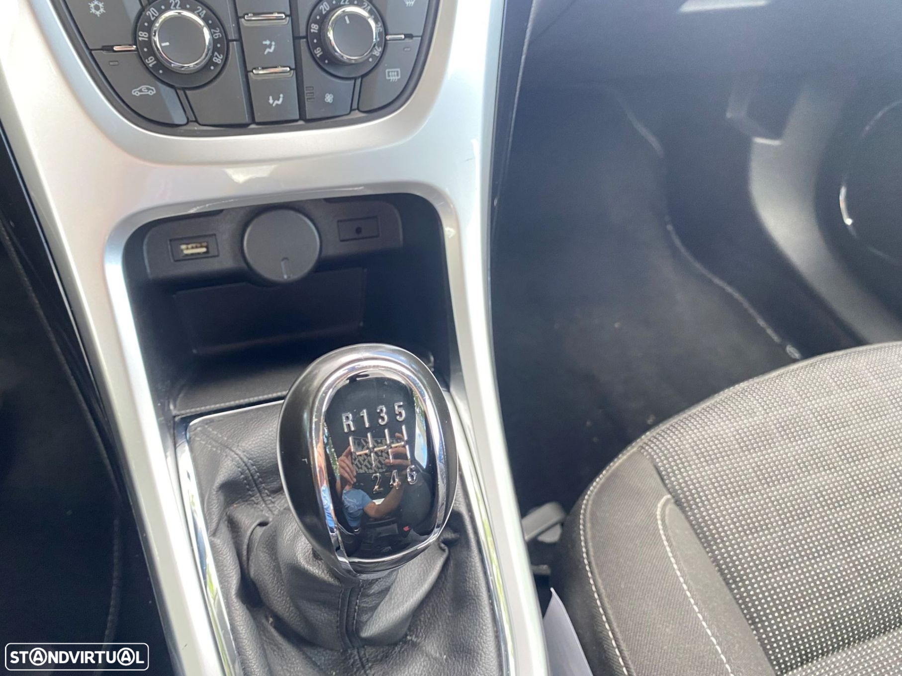 Opel Astra GTC 1.7 CDTi S/S 109g - 28