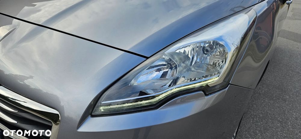 Peugeot 5008 - 9
