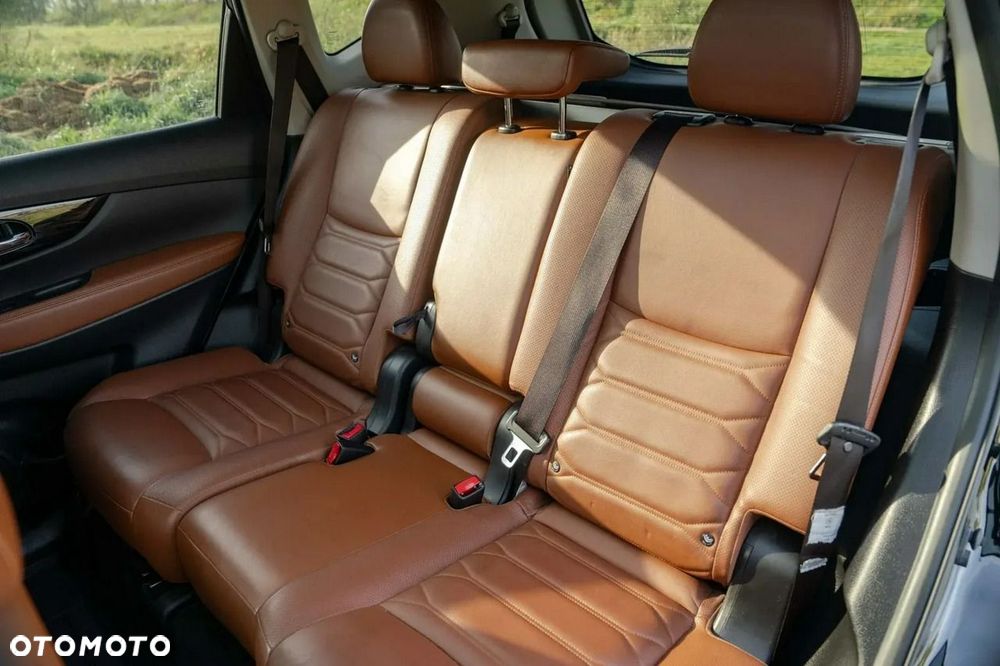 Nissan X-Trail - 25