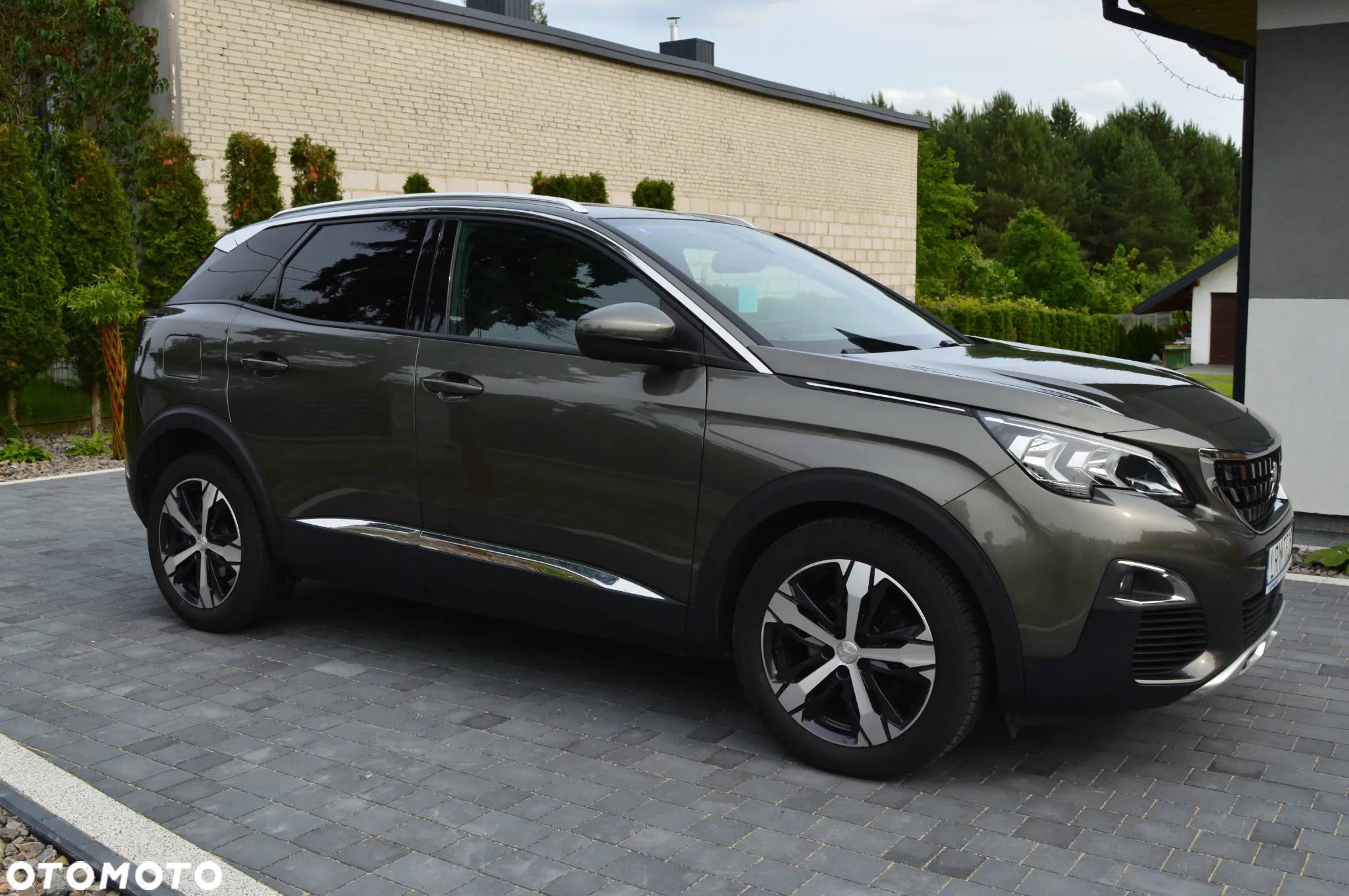 Peugeot 3008 1.6 BlueHDi Allure S&S - 9