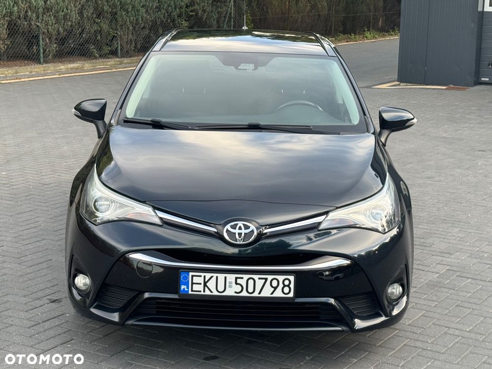Toyota Avensis - 33