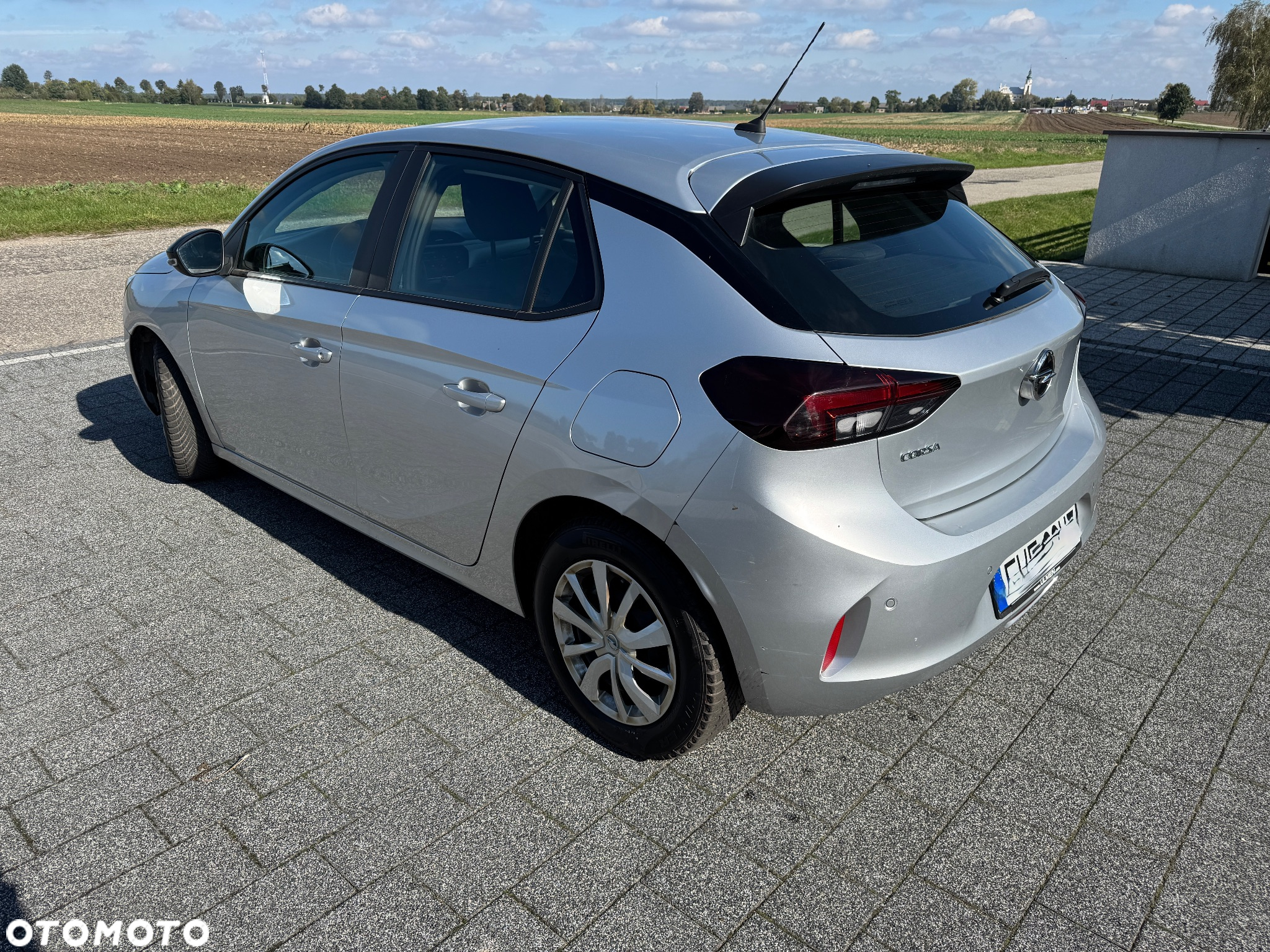 Opel Corsa 1.2 Edition S&S - 4