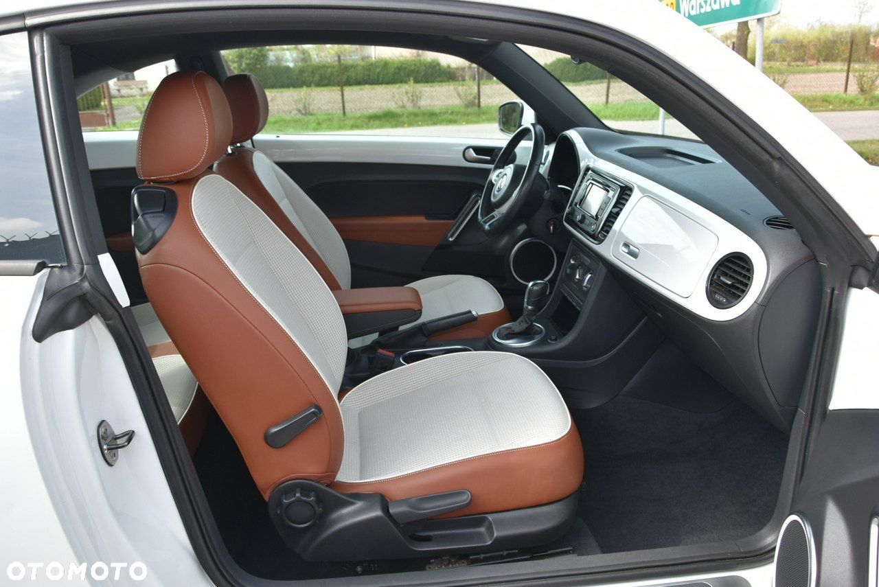 Volkswagen New Beetle - 10