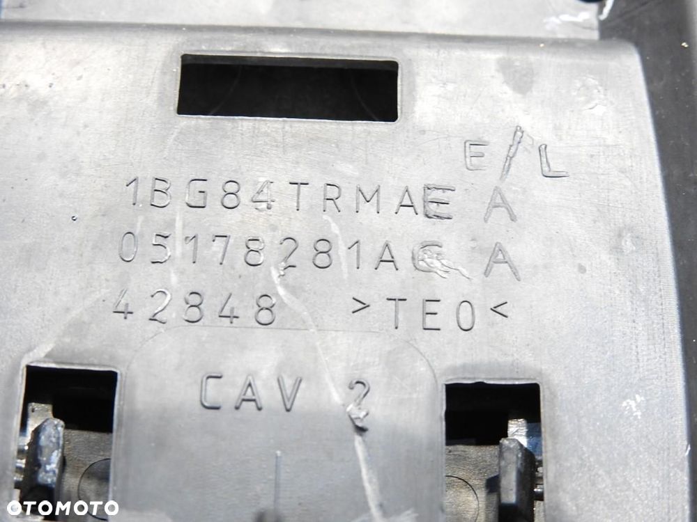 GRILL ATRAPA DODGE JOURNEY I 1BG84TRMAE 05178281AG - 5