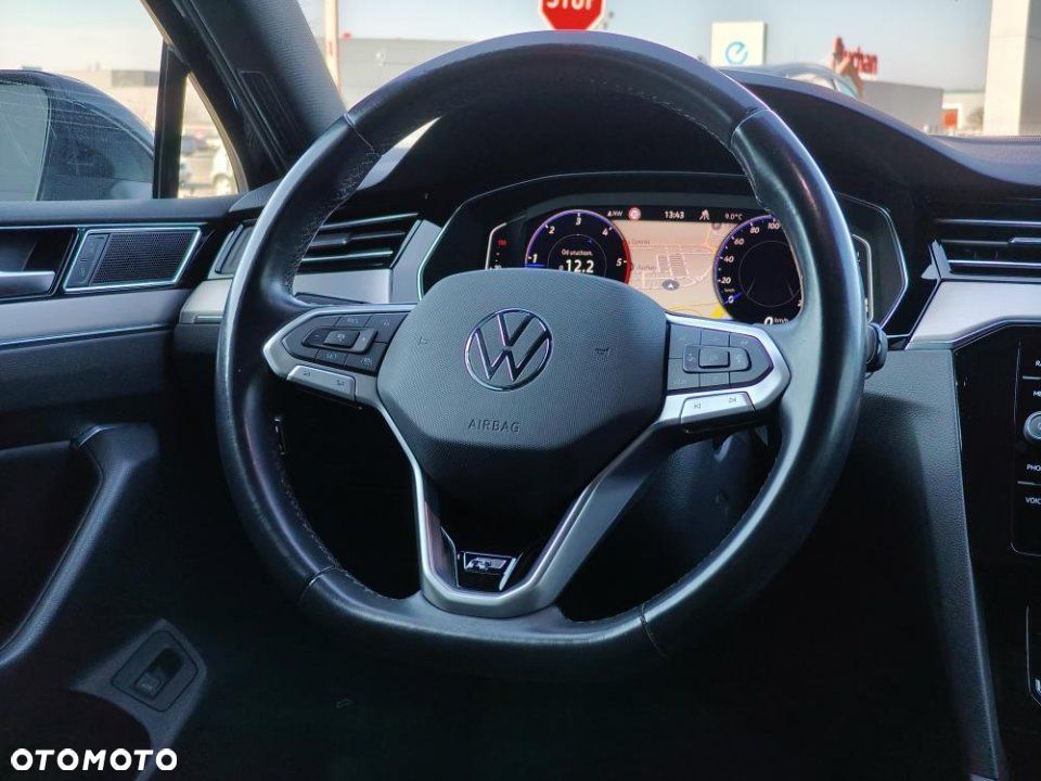 Volkswagen Passat - 26