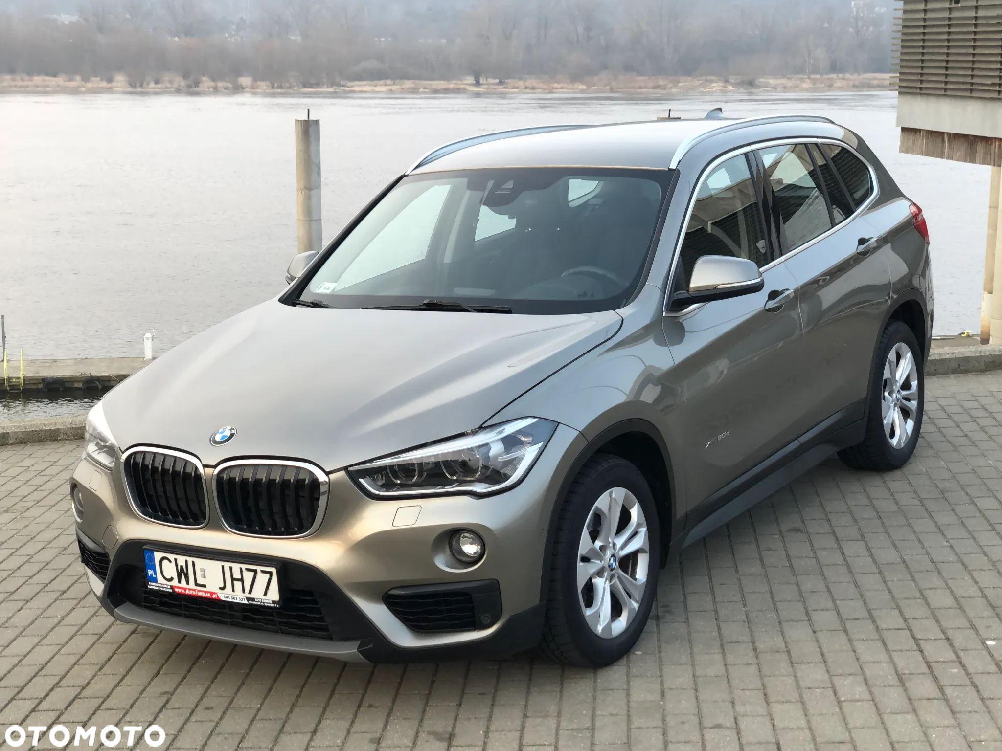 BMW X1 - 4
