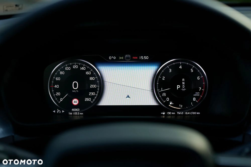 Volvo XC 40 T5 AWD Momentum - 22