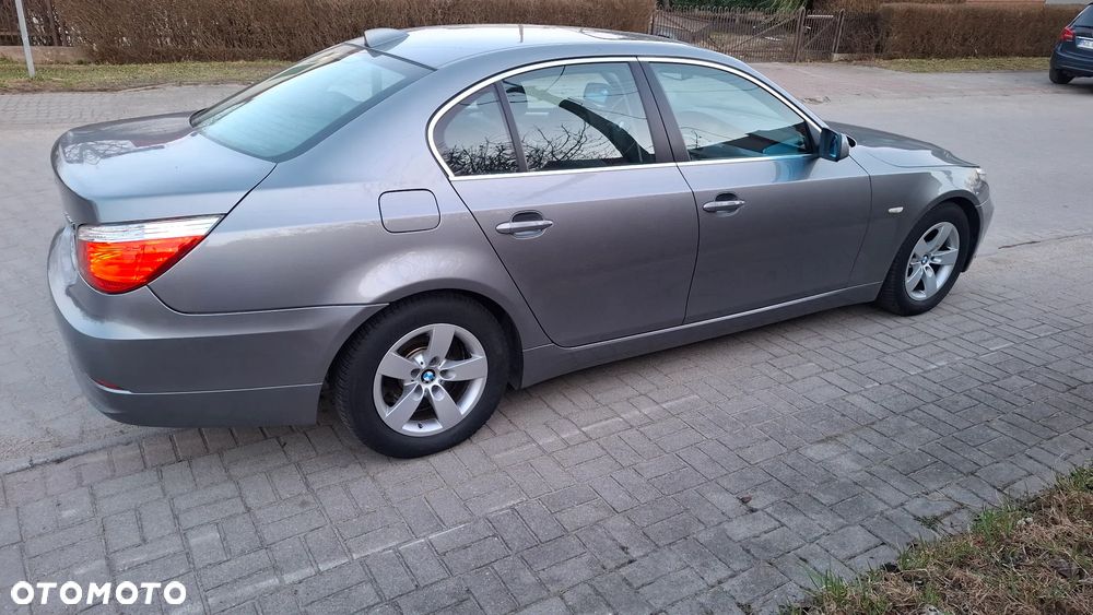 BMW Seria 5 525i - 5