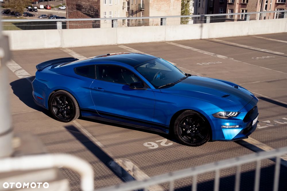 Ford Mustang - 11