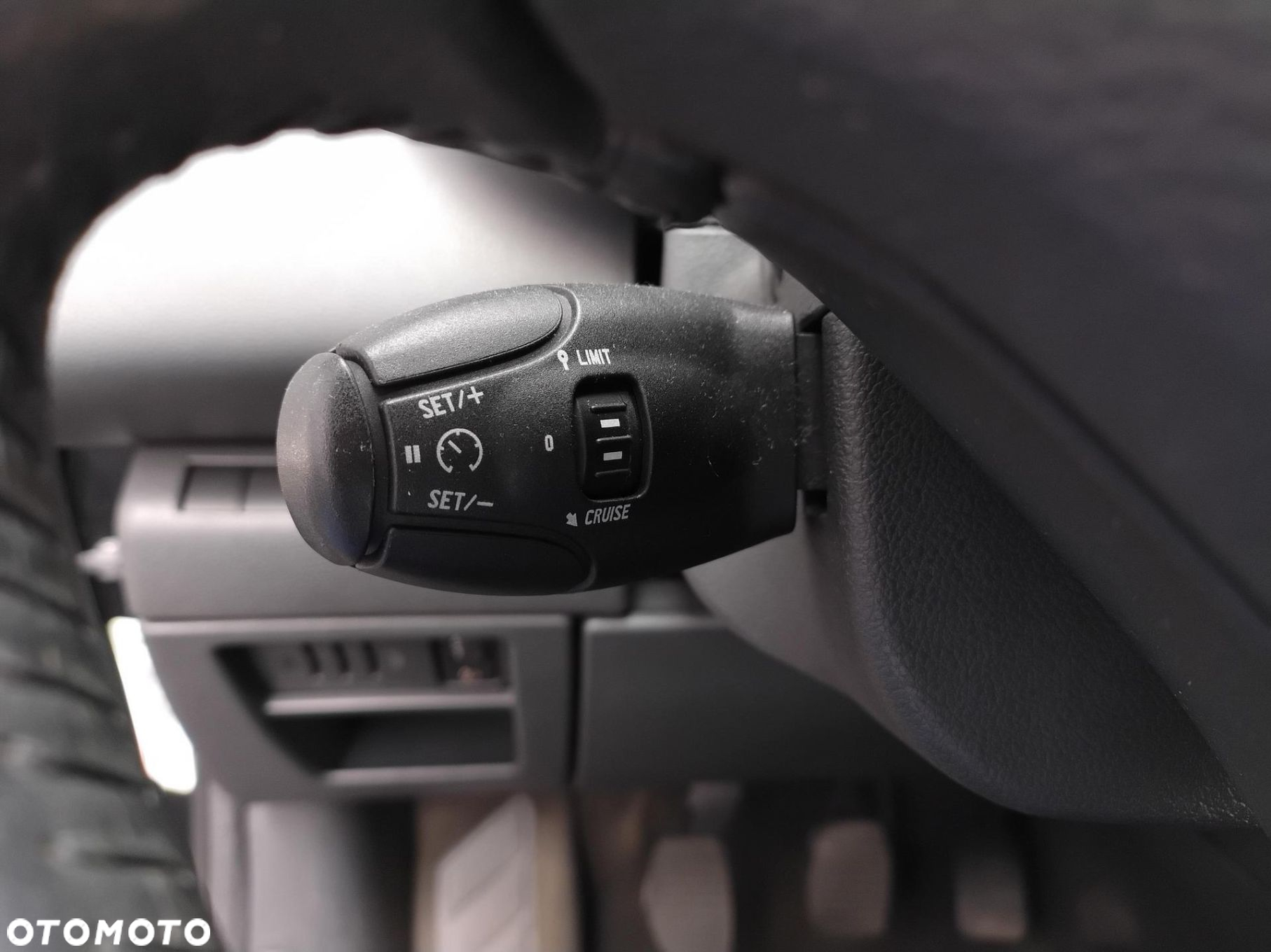 Peugeot 3008 1.6 Trendy - 11