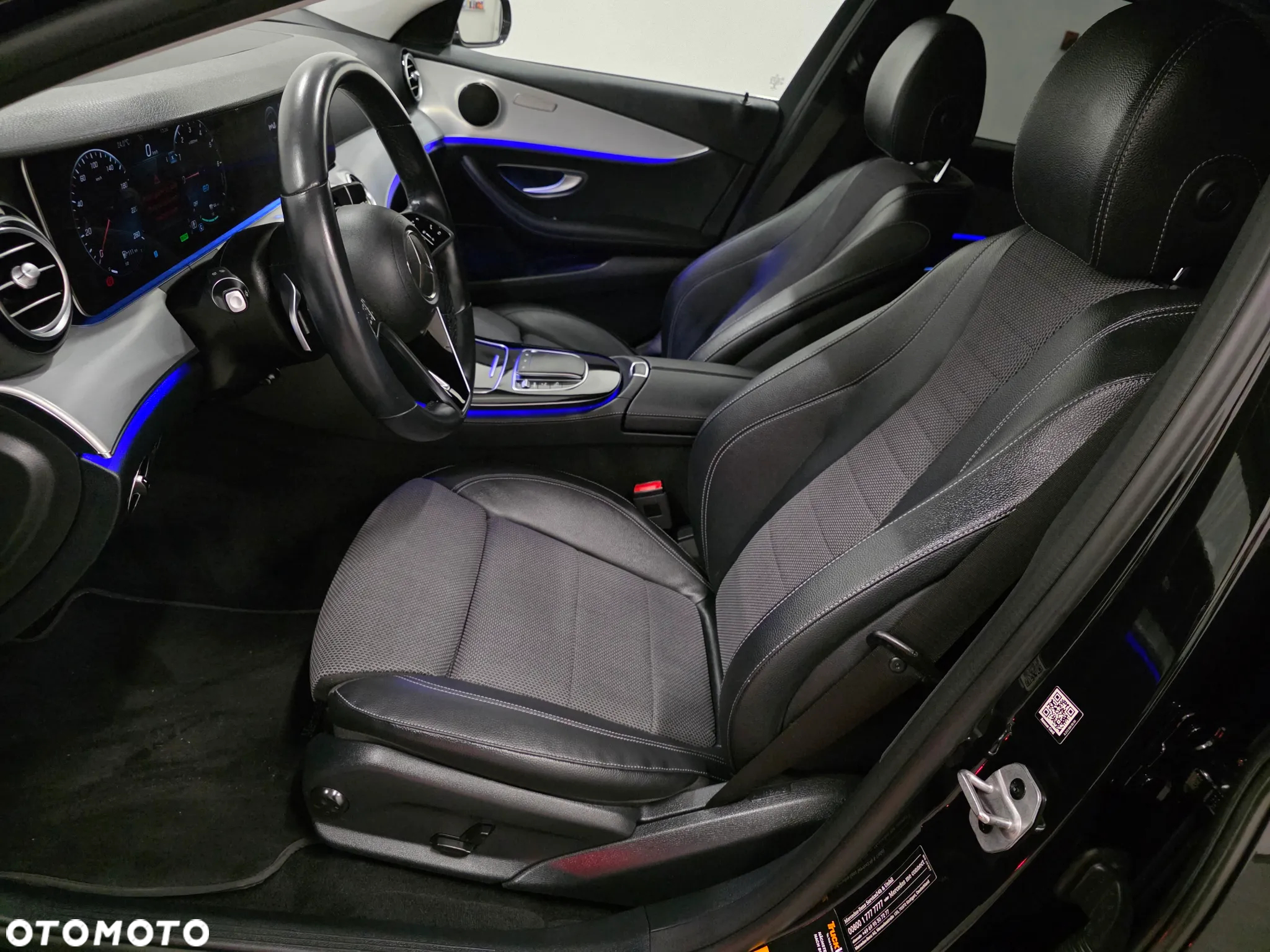 Mercedes-Benz Klasa E 220 d 4Matic 9G-TRONIC AMG Line - 7