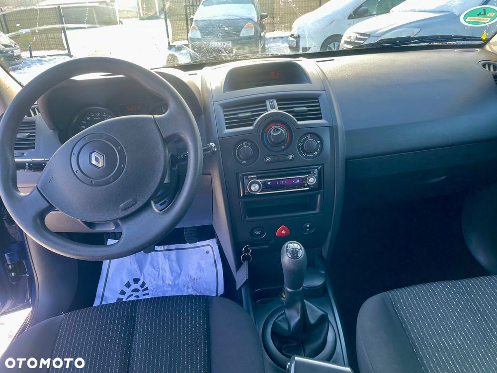 Renault Megane 1.6 RXE 16V - 3