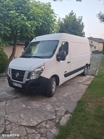 Nissan NV400 - 1