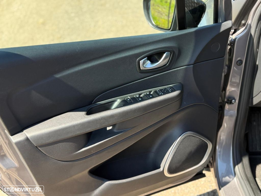 Renault Captur 0.9 TCE Exclusive - 16