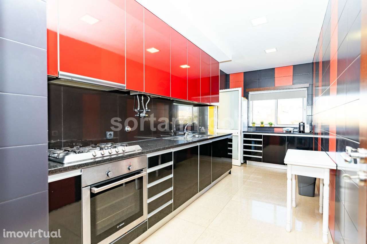 Apartamento T2+2 Venda em Quarteira,Loulé - Grande imagem: 5/24