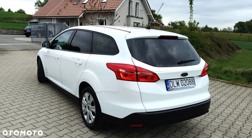 Ford Focus 1.0 EcoBoost Titanium - 7