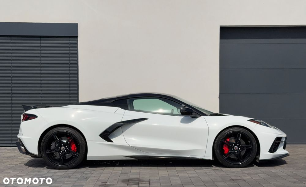 Chevrolet Corvette - 3