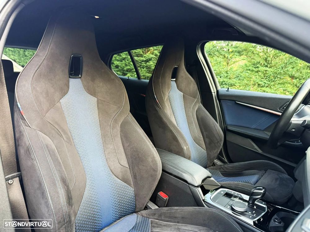 BMW 116 d Pack Desportivo M Auto - 17