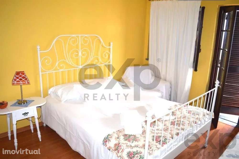 Moradia de 3 pisos com vista mar na Ericeira com Licença de AL - Grande imagem: 5/9