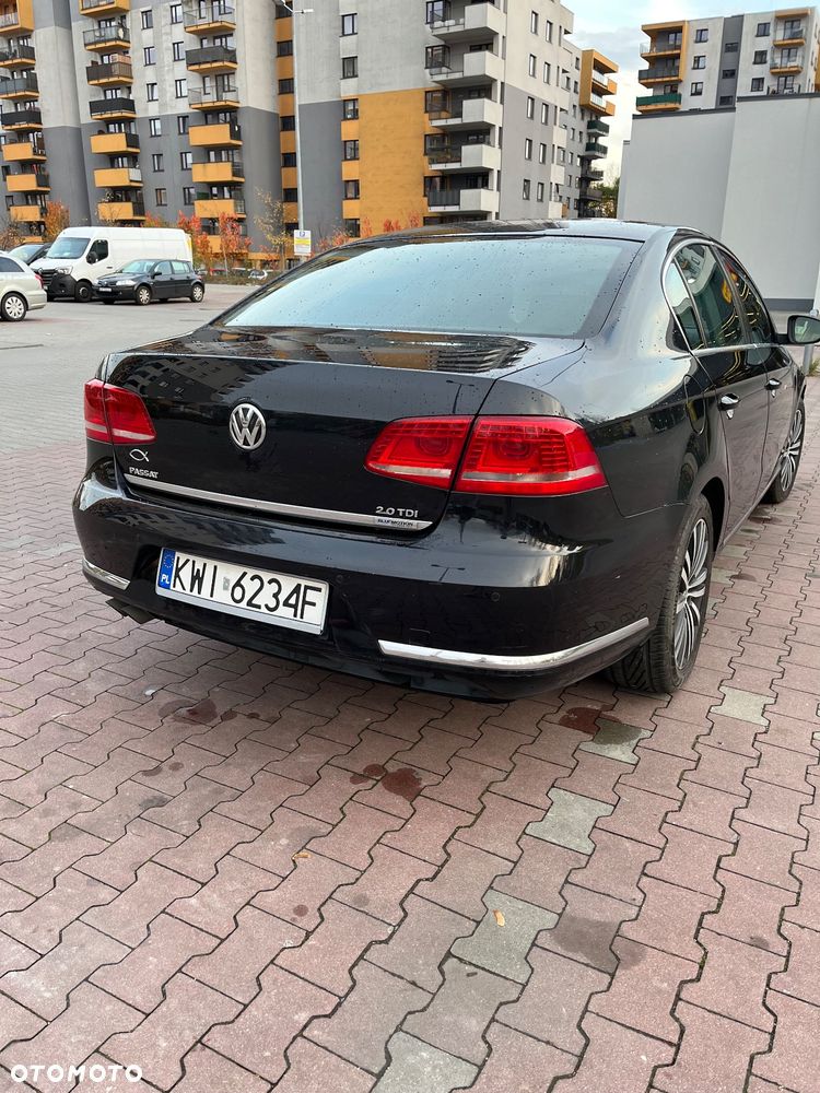 Volkswagen Passat 2.0 TDI Comfortline DSG - 14