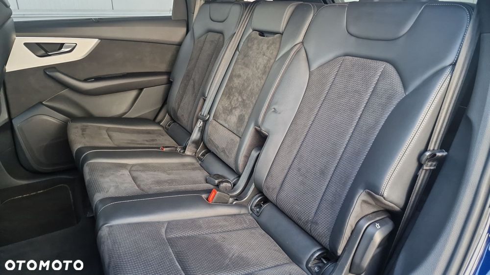 Audi SQ7 - 21