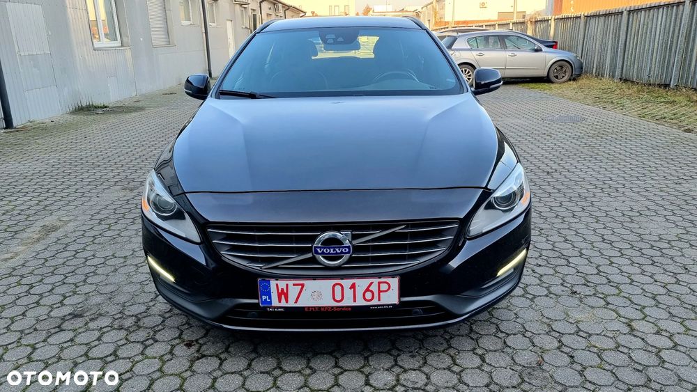 Volvo V60 D4 Momentum - 1