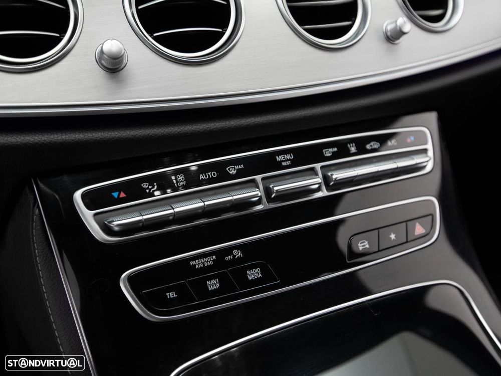 Mercedes-Benz E 300 de 4Matic 9G-TRONIC - 23