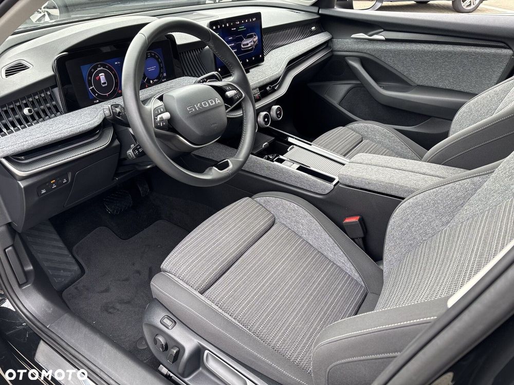 Skoda Superb 2.0 TDI SCR Selection DSG - 12