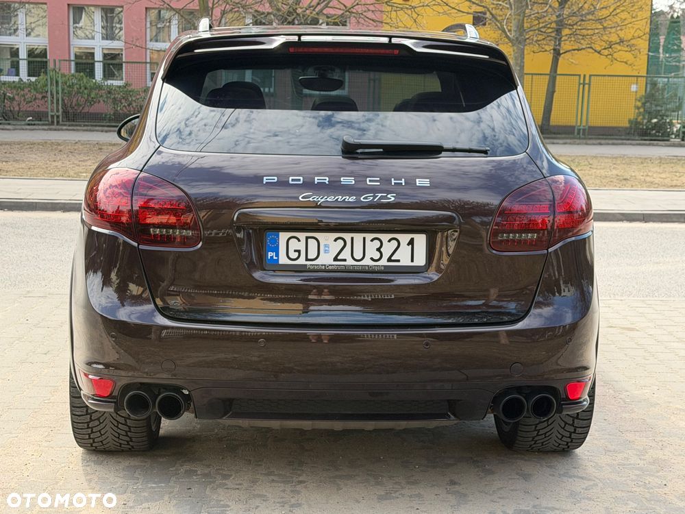 Porsche Cayenne - 7