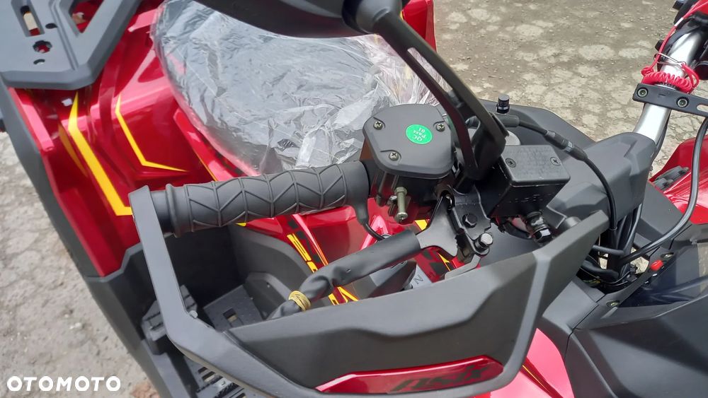 ASIX Tytan 200RR - 8