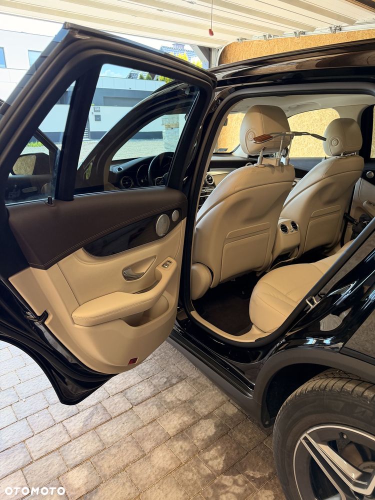 Mercedes-Benz GLC - 7