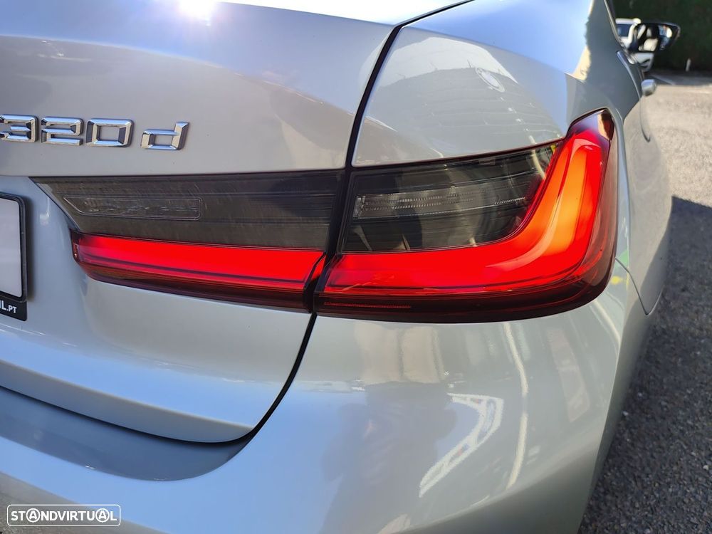 BMW 320 d Line Sport Auto - 40