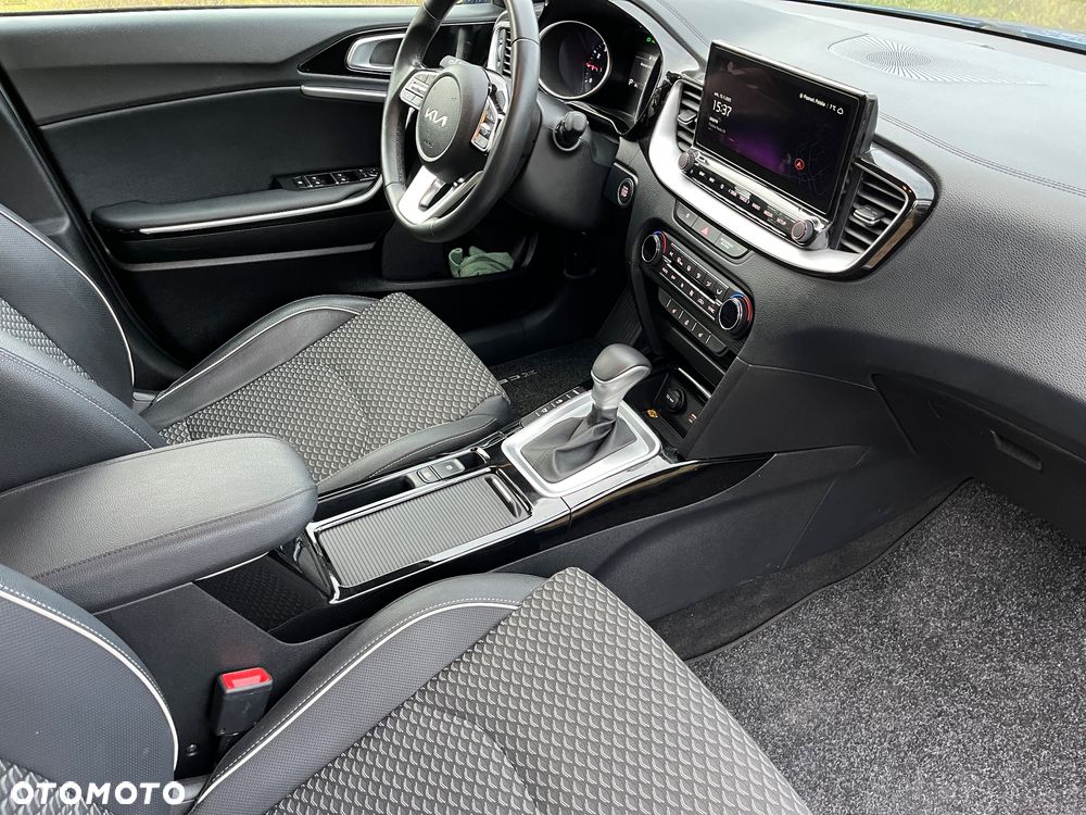 Kia XCeed 1.5 T-GDI Business Line DCT - 9