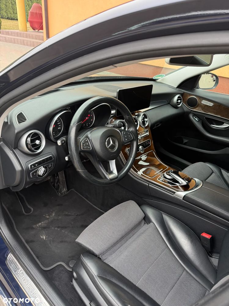 Mercedes-Benz Klasa C - 22