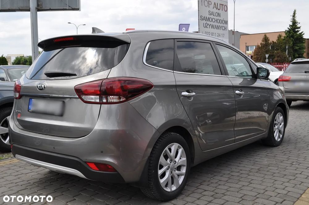 Kia Carens 1.6 GDI L - 9
