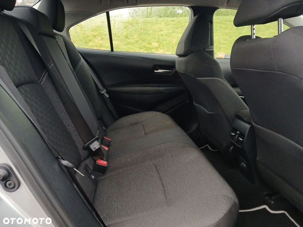 Toyota Corolla 1.8 Hybrid Comfort - 14