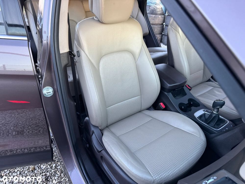 Hyundai Santa Fe - 24