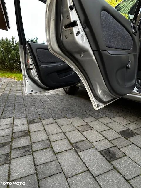 Toyota Corolla 1.4 VVT-i - 13