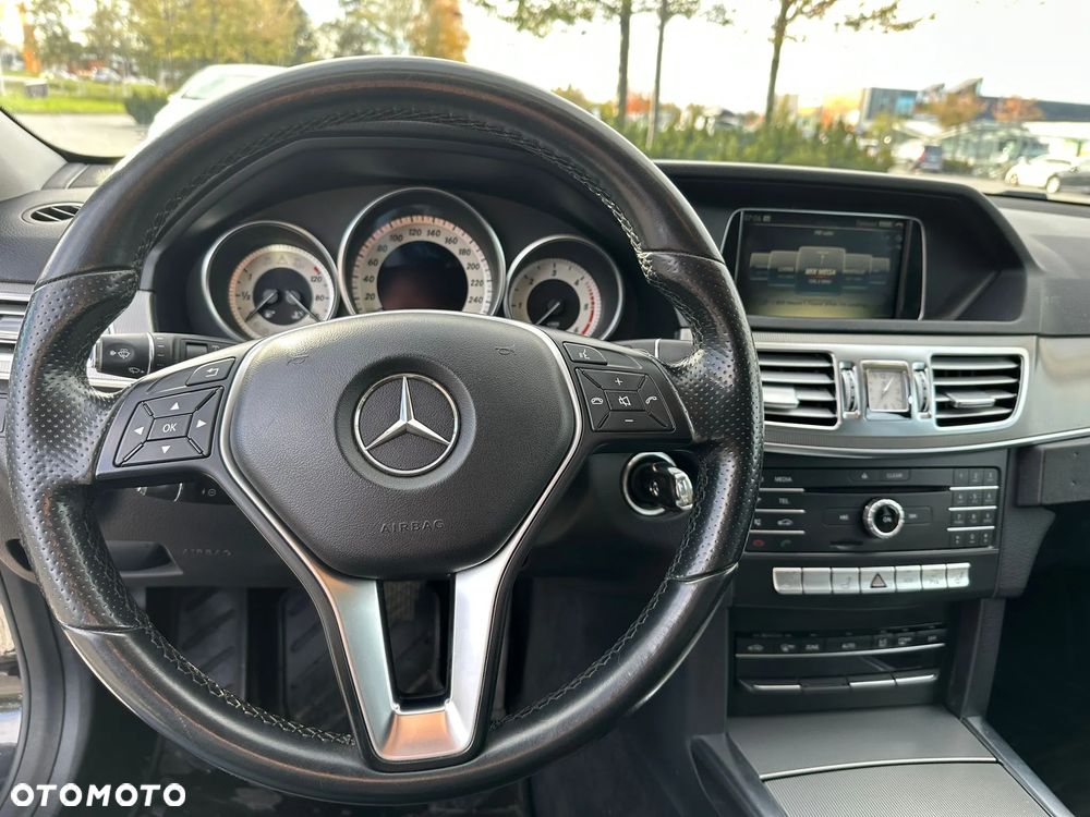 Mercedes-Benz Klasa E 220 BlueTEC 9G-TRONIC Classic - 13