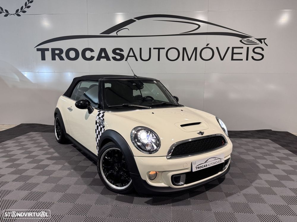 MINI Cabrio Cooper S - 11