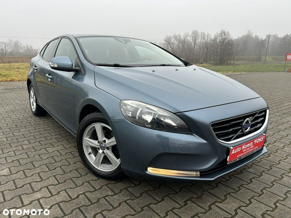Volvo V40 - 2