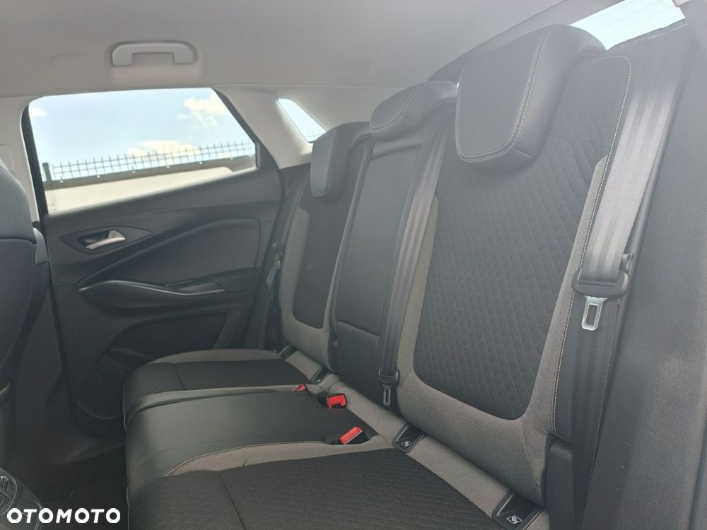 Opel Grandland X - 21